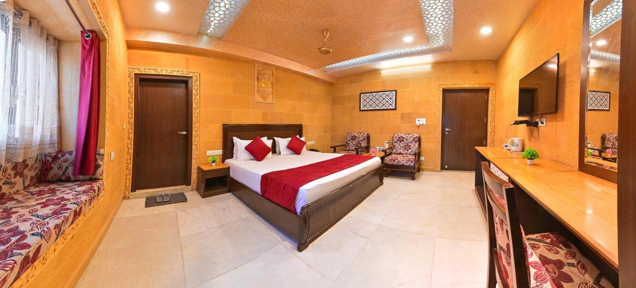 Hotel Sky Plaza - Best Ever View Of Jaisalmer Fort Exterior photo