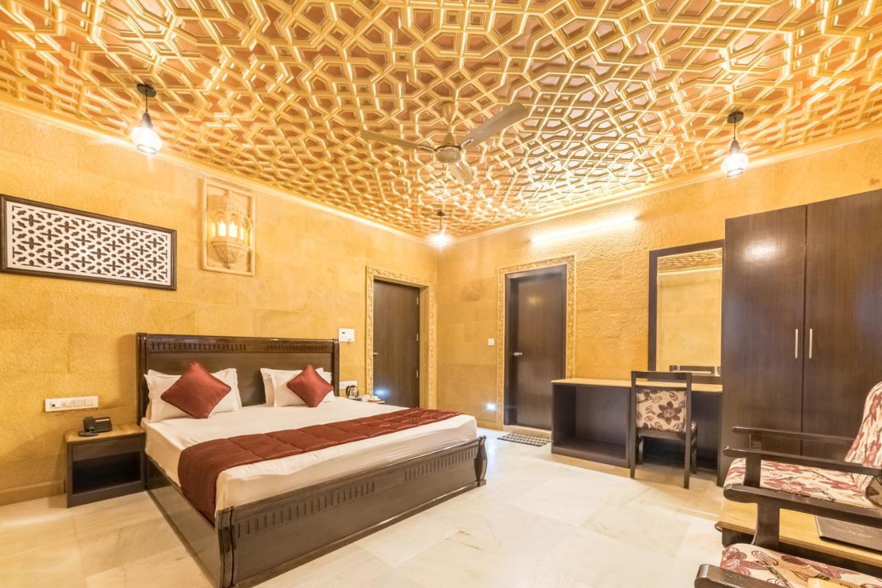 Hotel Sky Plaza - Best Ever View Of Jaisalmer Fort Exterior photo